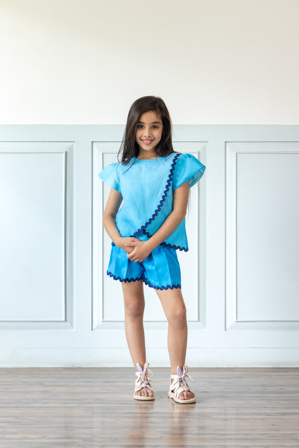 Blue Sky Ombre Top With Bermuda Pleated Shorts