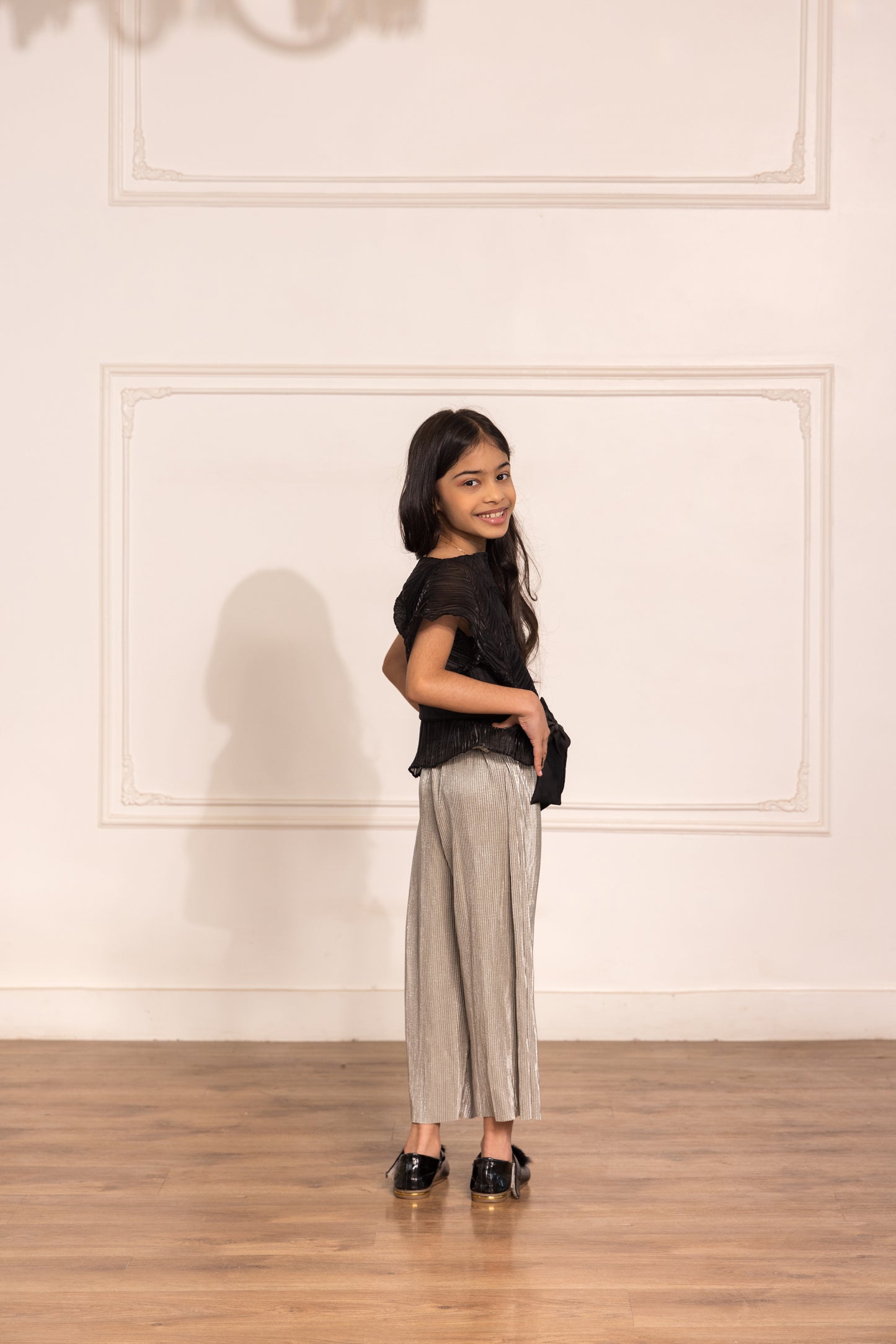 Pleated Culotte Pants- Silver