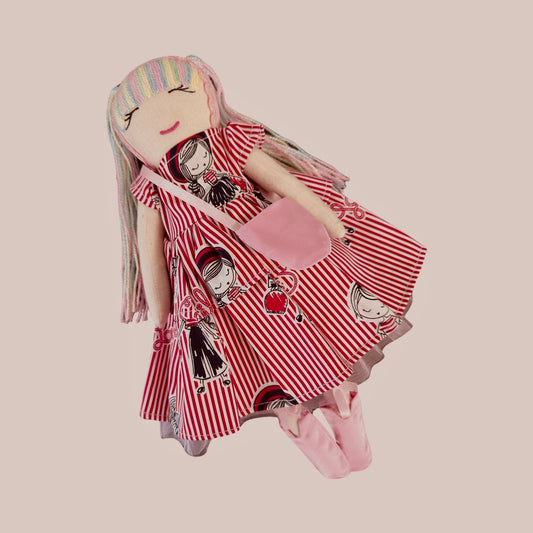 Risa Classic Doll