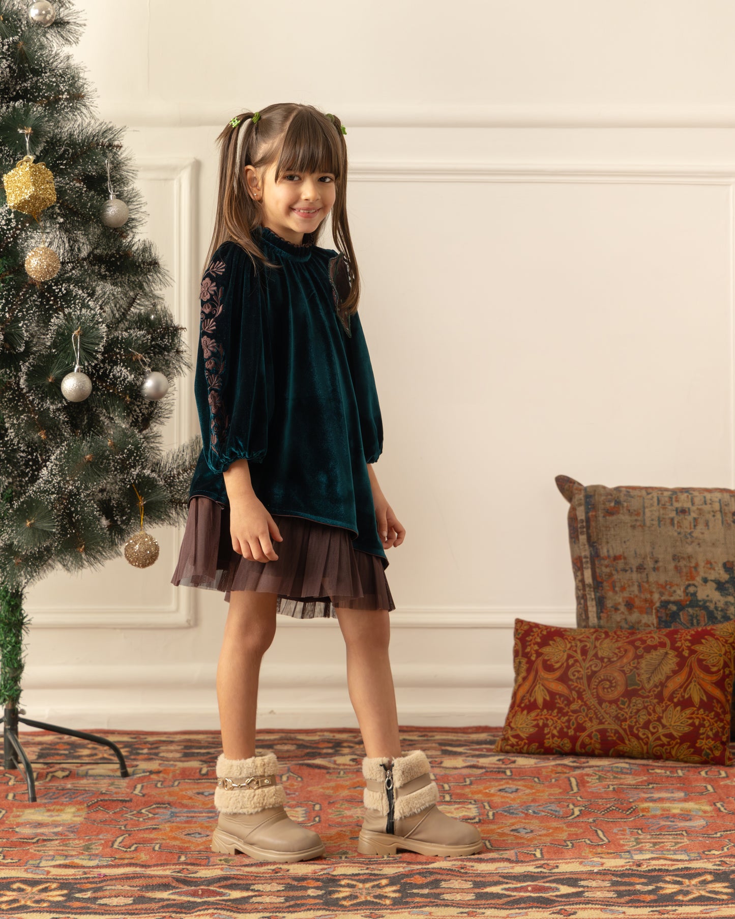 Embroidered Velvet Dress- Emrald Green