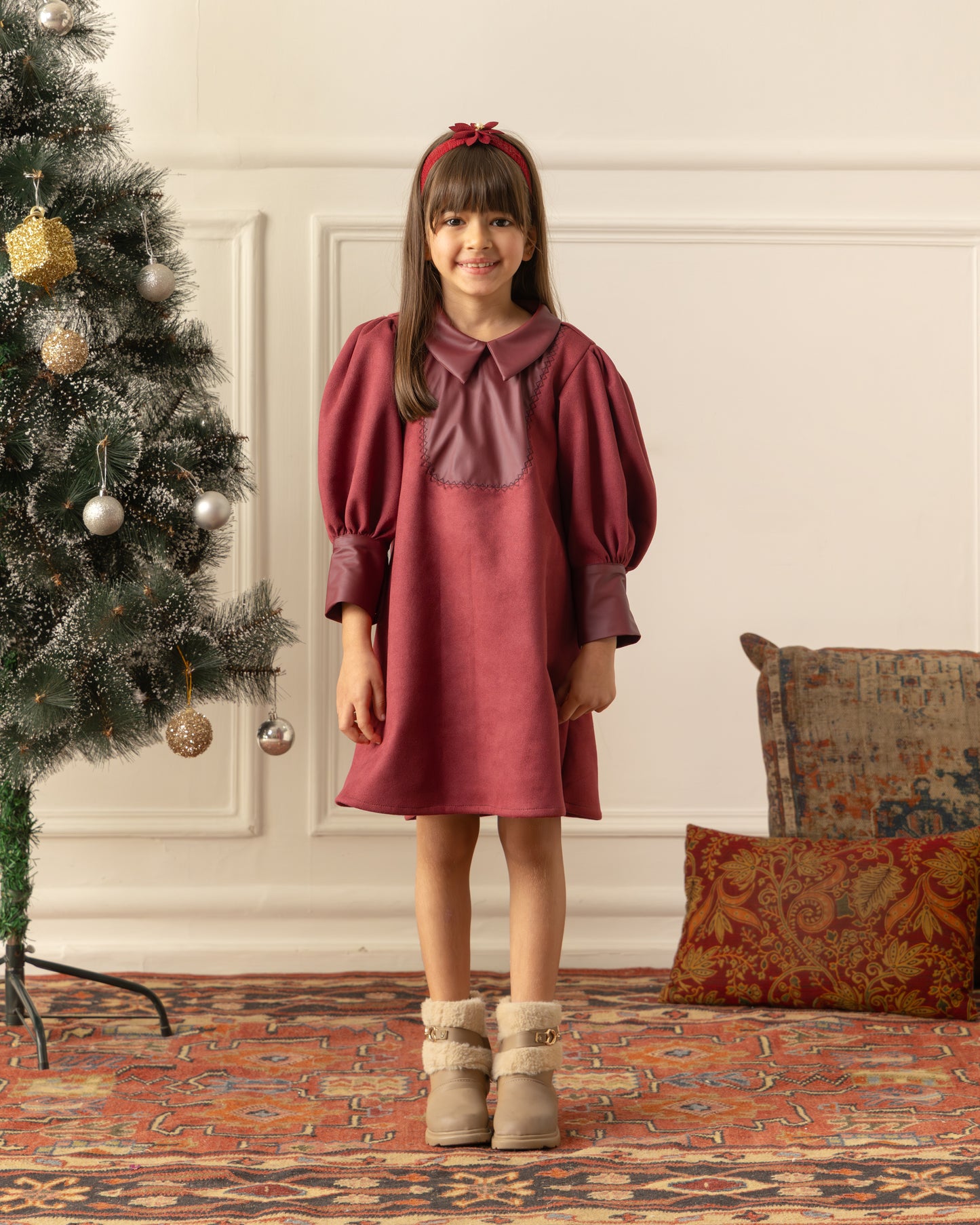 Suede Contrasting Collar Dress