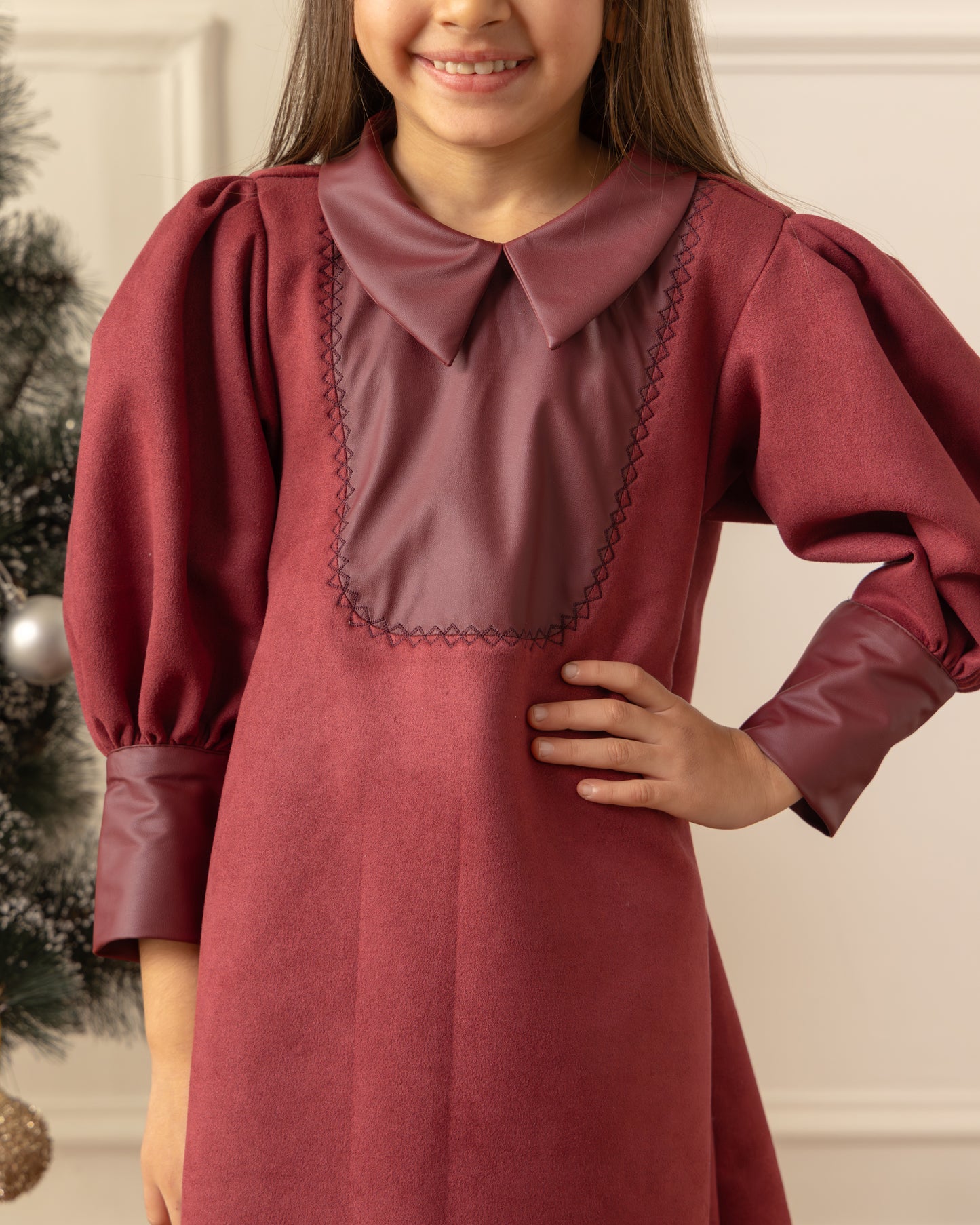 Suede Contrasting Collar Dress