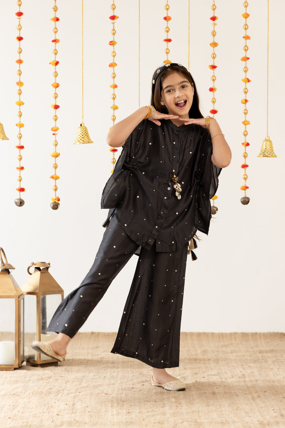 Black & Gold Twirl Set