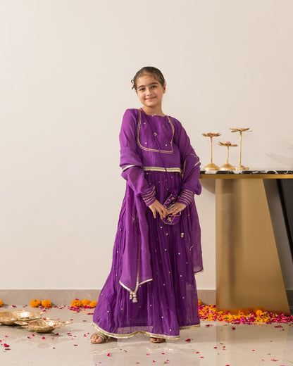 Ruhaani Purple Lehenga Set